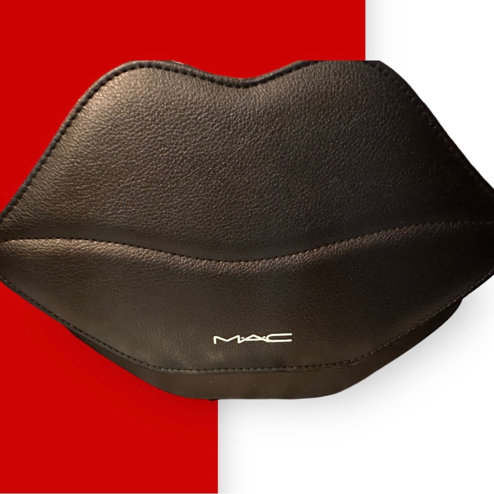 NIB MAC COSMETIC CASE